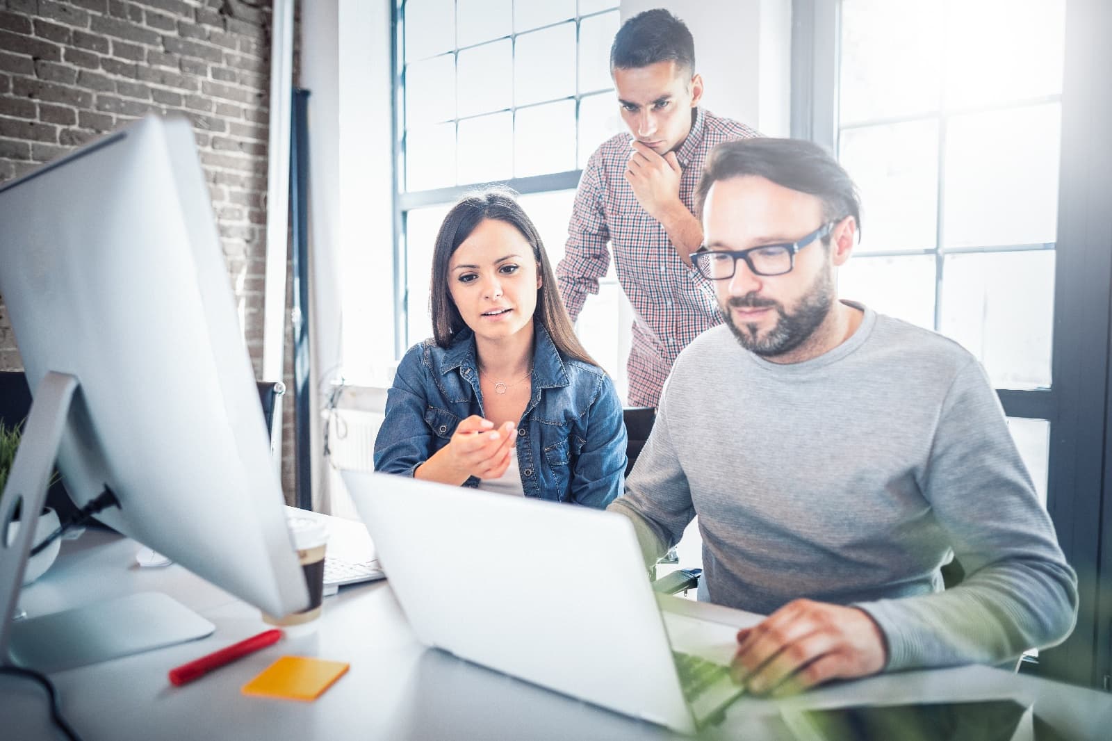 Xamarin Hybrid App: Determined Productivity for Sales Teams On and Off the Grid